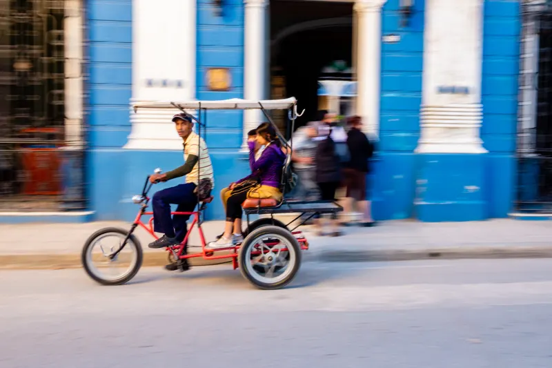 Aware — Trinidad, Cuba