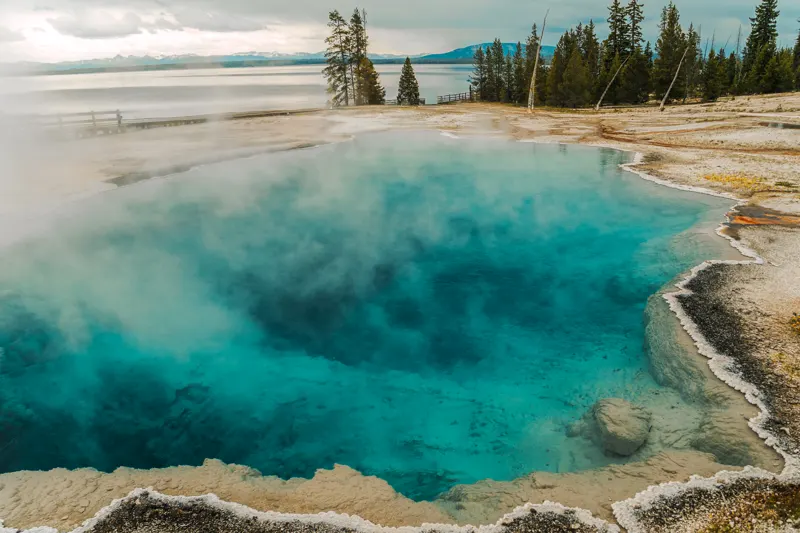 High Country: Glacier to Yellowstone — Yellowstone National Park, United States