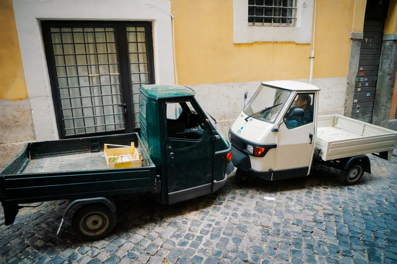 Italian kiss — Rome, Italy