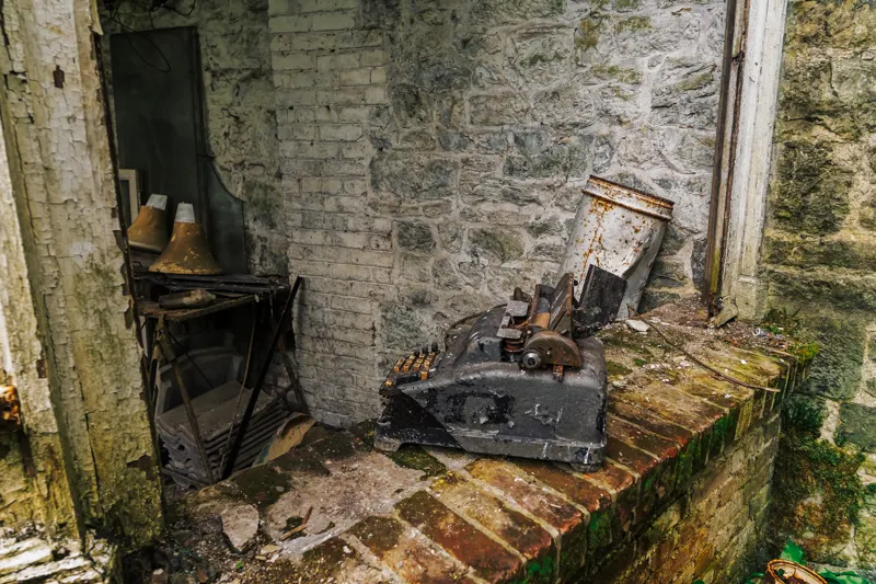 Vaults and Vacancies — Belgium