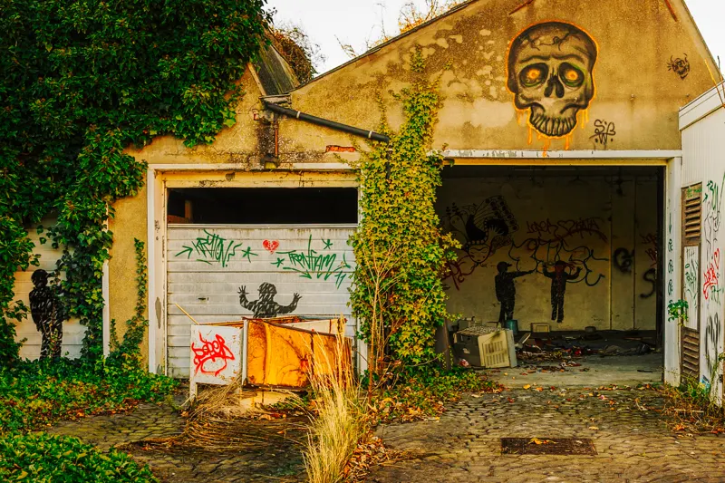 Doel, Written on the Walls — Belgium